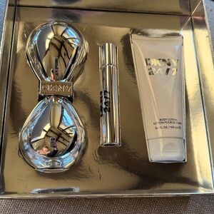 DKNY 24/7 3 Piece Gift Set NEW